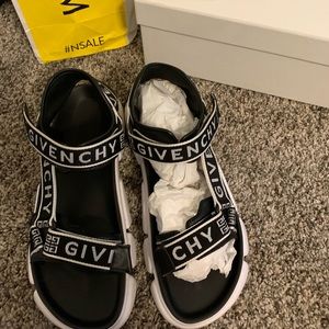 Givenchy jaw sandal size 10 men’s